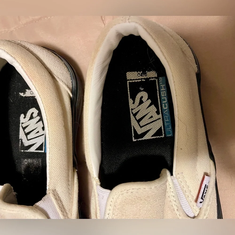 Vans Unisex UltracushHD Pro Suede
